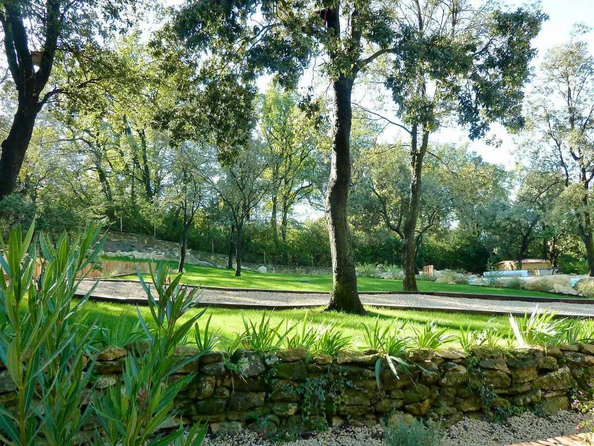 Homestay Maison Les Costes Vernegues France